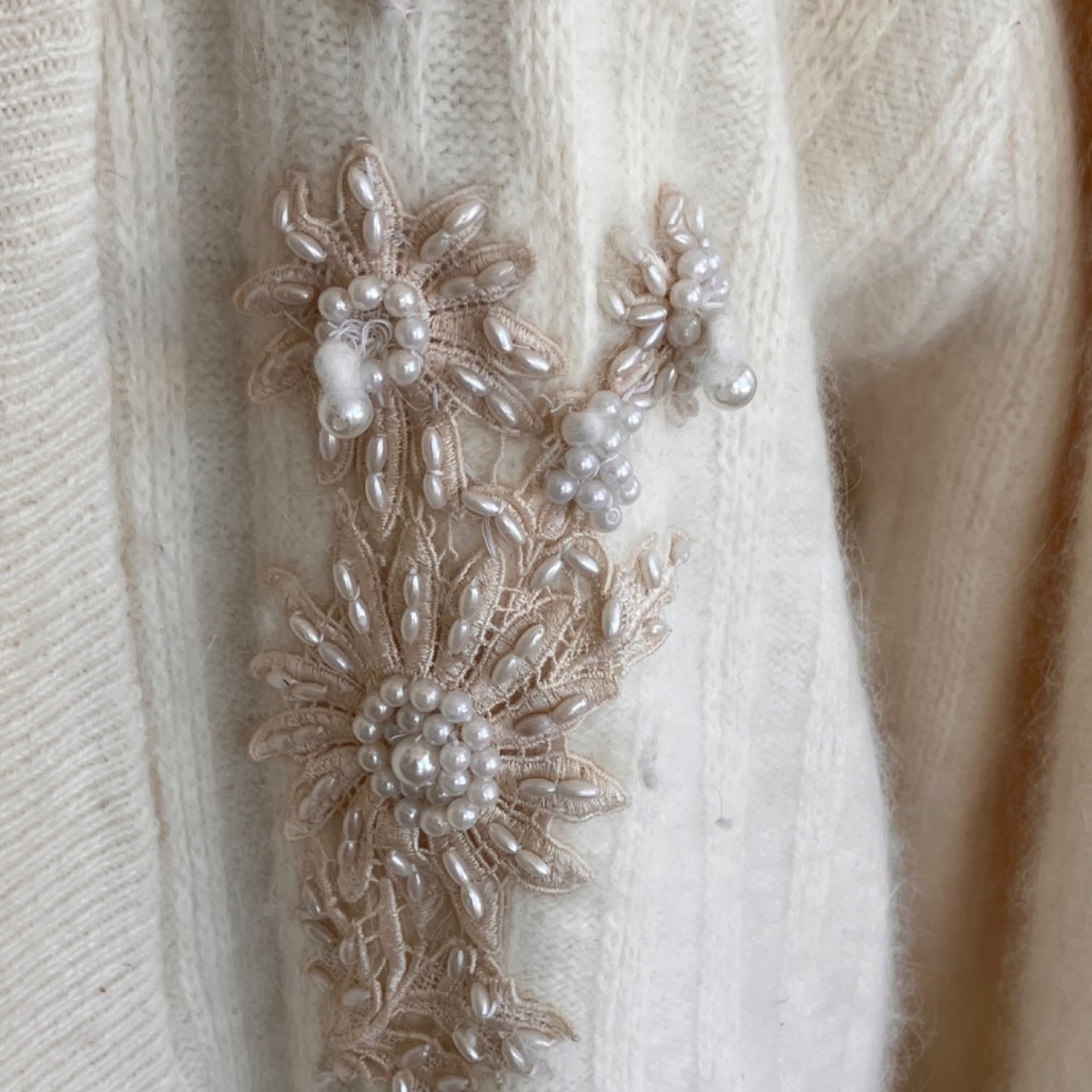 Vintage ivory Angora long sleeve, open front cardigan - Picture 5 of 15